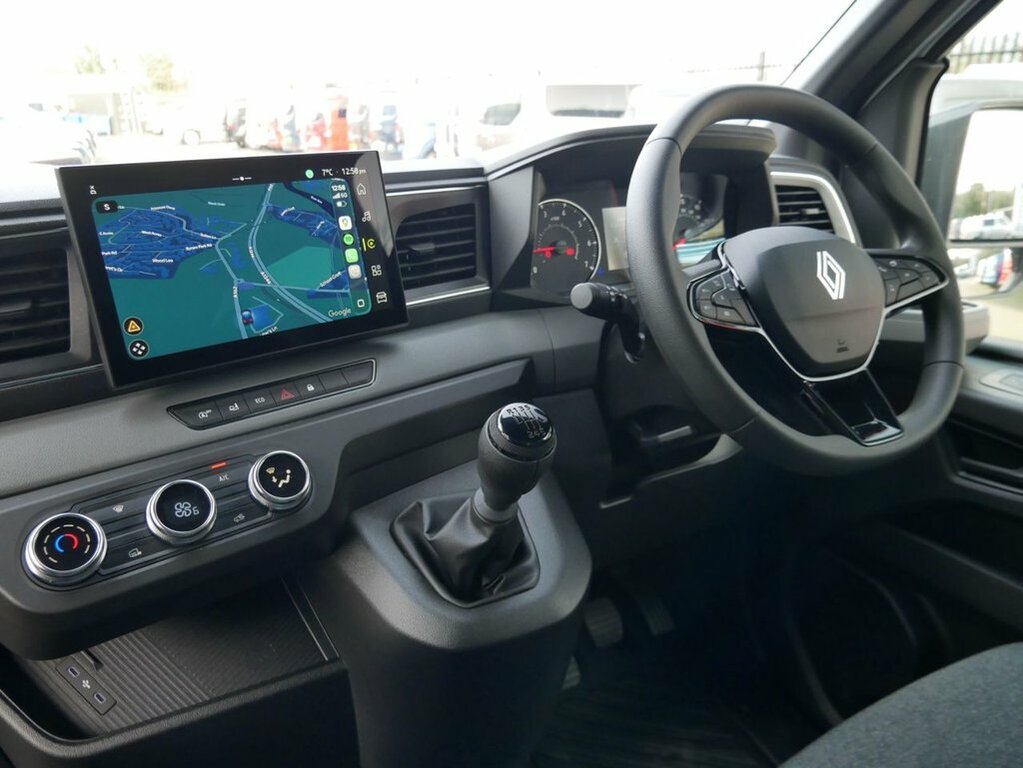 Renault Master Mpv RMLTL1 White #2