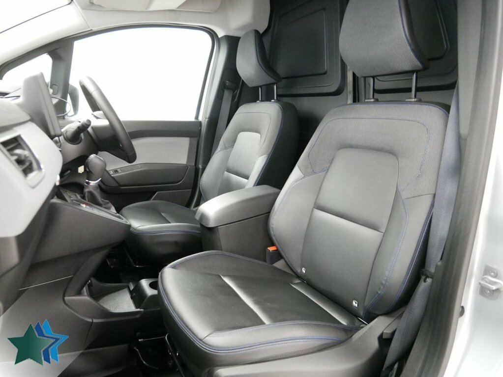 Nissan TOWNSTAR Mpv DT24KHR Grey #3
