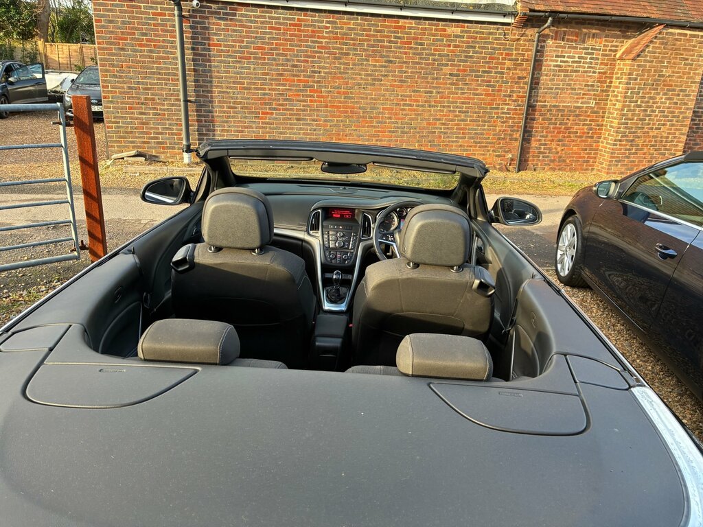 Vauxhall Cascada 1.4T Se Convertible Euro 5 Ss Black #2