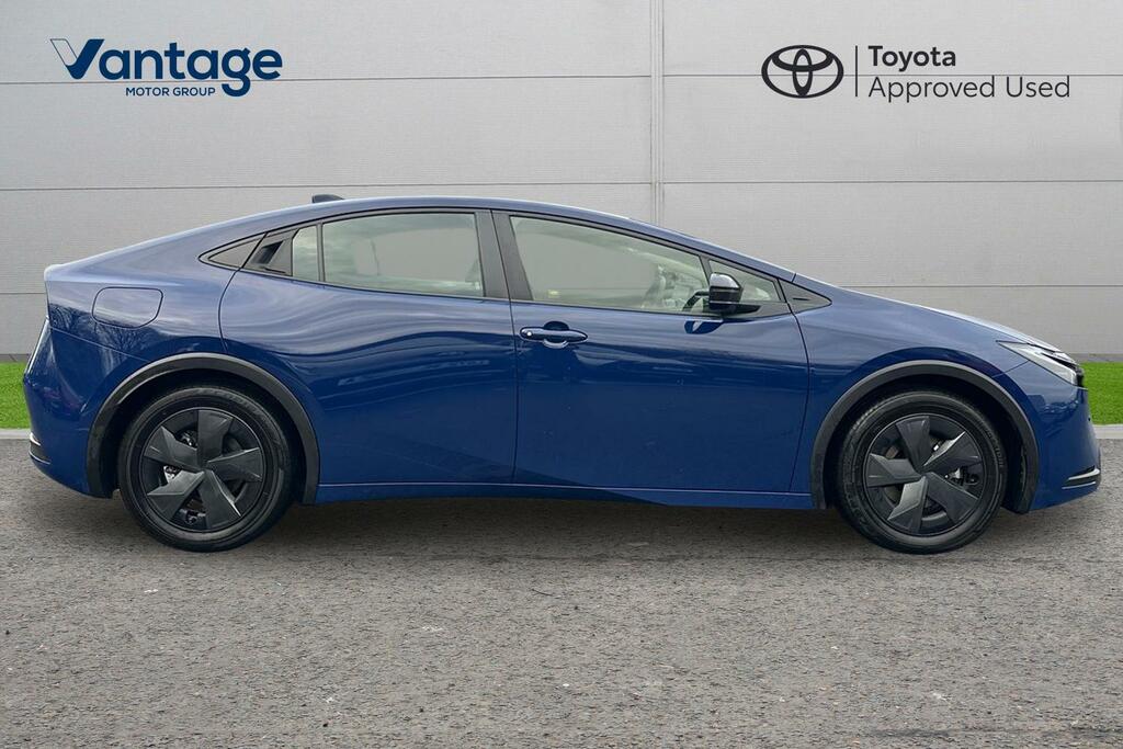 Toyota Prius 2.0 13.6Kwh Design Cvt Euro 6 Ss YG75OCE Blue #2