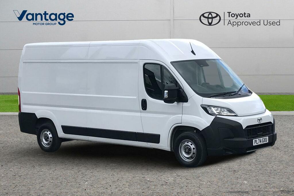 Toyota PROACE 2.2 Bluehdi 35 Icon Long Panel Van Lwb Medium Roof White
