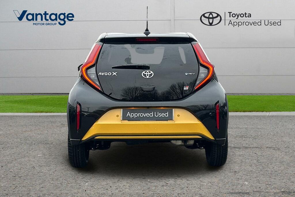 Toyota Aygo X 1.5H Gr Sport Cvt Euro 6 Ss Yellow #4
