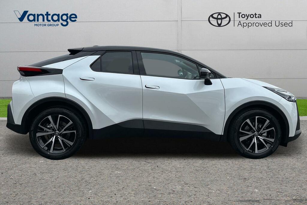Toyota C-Hr 1.8 Vvt-h Design Cvt Euro 6 Ss YH75EMJ White #2
