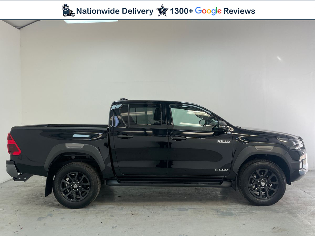 Toyota HILUX Invincible X Dcab Pick Up 2.8 D-4d Black #5