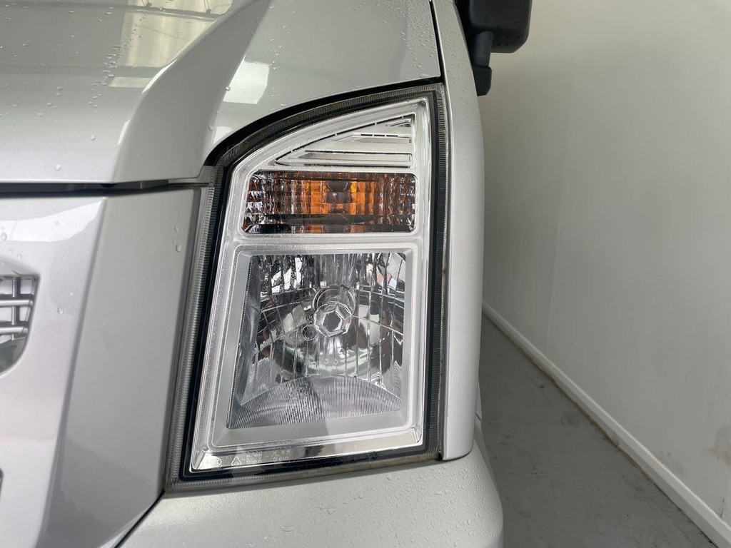 DFSK EC35 60Kw 39Kwh Van XX72XXX Silver #4
