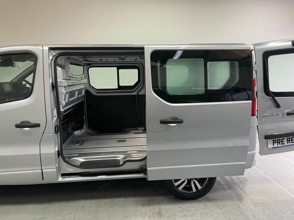 Renault Trafic Sl30 Extra Sport Swb 2.0L Blue Dci 170Ps Eag9 MF75XXX Silver #6