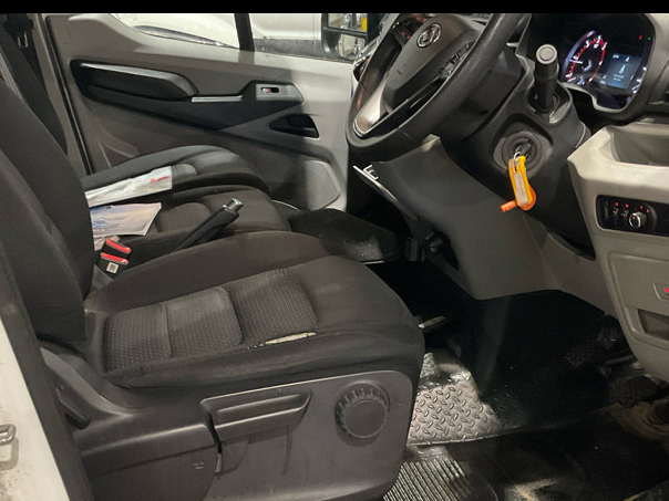Maxus Deliver 9 D20 Luton Mwb 2.0 D20 150Ps White #3