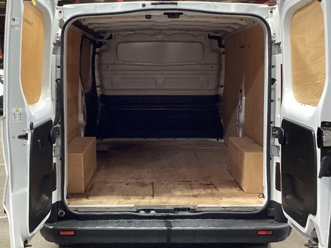 Renault Trafic Ll30 Advance L2 Lwb 2.0L Blue Dci 130Ps White