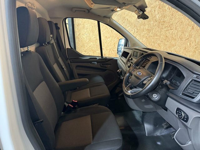 Ford Transit Custom 2.0 300 Ecoblue Leader Panel Van EJ70LVT White #3