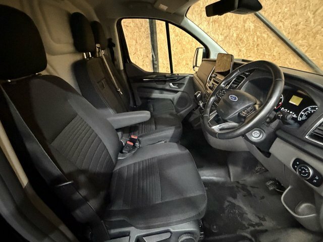 Ford Transit Custom 2.0 280 Ecoblue Limited Panel Van Manua BT73UOO Black #6