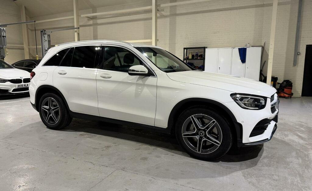 Mercedes-Benz GLC Class 2.0 Glc300 Mhev Amg Line G-tronic 4Matic Euro 6 BU70KLP White #2