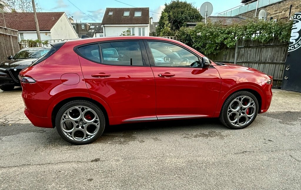Alfa Romeo Tonale Suv EJ74LWP Red #6