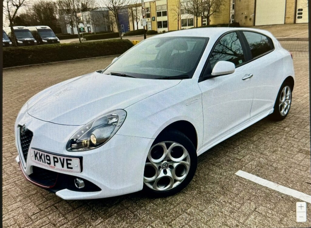 Alfa Romeo Giulietta 1.4L Sport White #5
