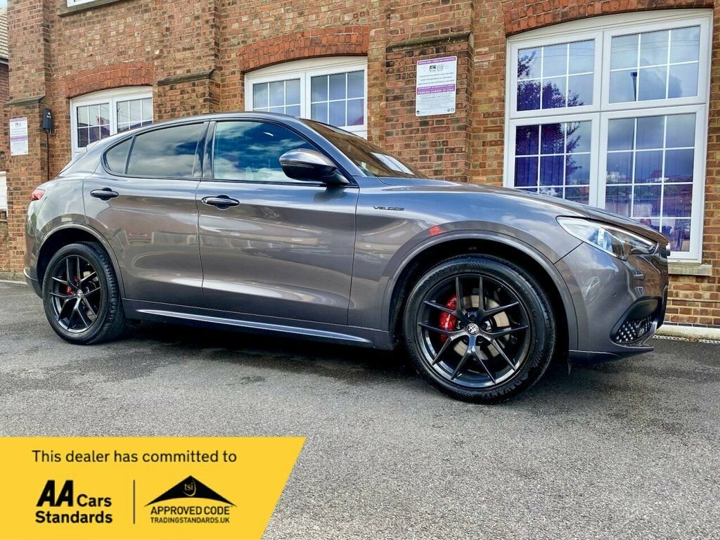 Alfa Romeo Stelvio 2L Veloce Grey