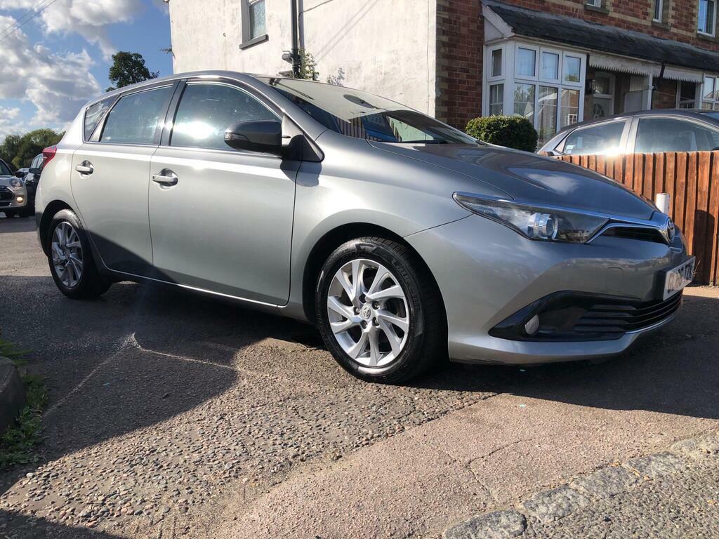Toyota Auris 1.6 D-4d Icon Euro 6 S S Grey