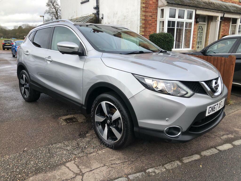 Nissan Qashqai 1.6 Dig-t N-connecta Euro 6 S S GN67XFJ Silver #3