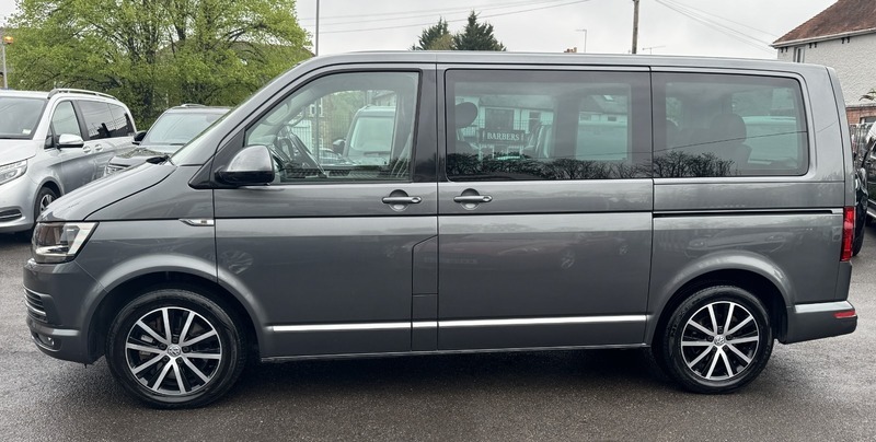 Volkswagen Caravelle 2.0 Bitdi Bluemotion Tech YR68FUF Grey #2