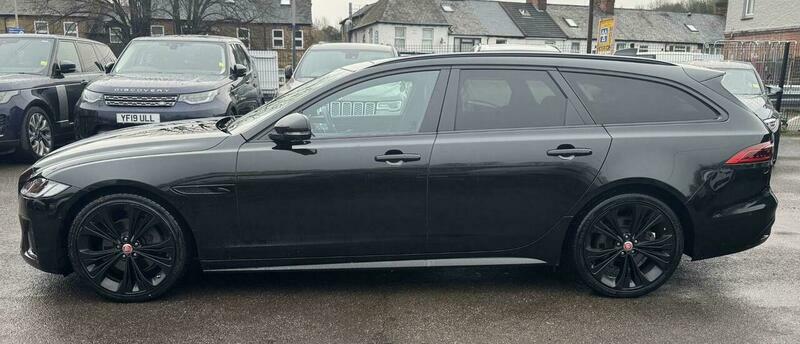 Jaguar XF 2.0 D200 Mhev R-dynamic AU21FDE Black #2