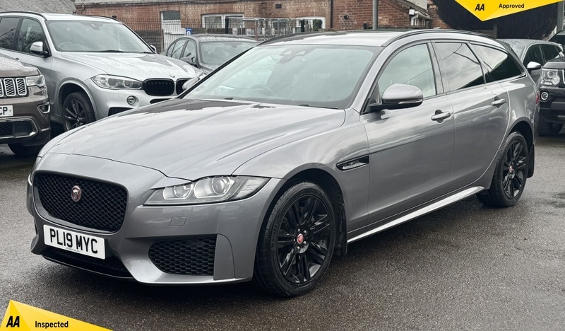 Jaguar XF 2.0D Chequered Flag Sportbrake Grey