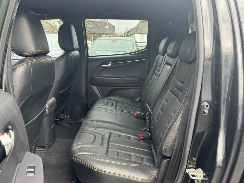 Isuzu Rodeo Blade Dcb No Vat White #51