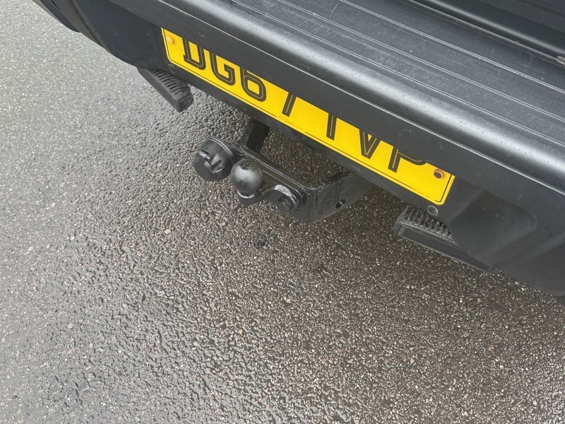 Isuzu Rodeo Blade Dcb No Vat White #17