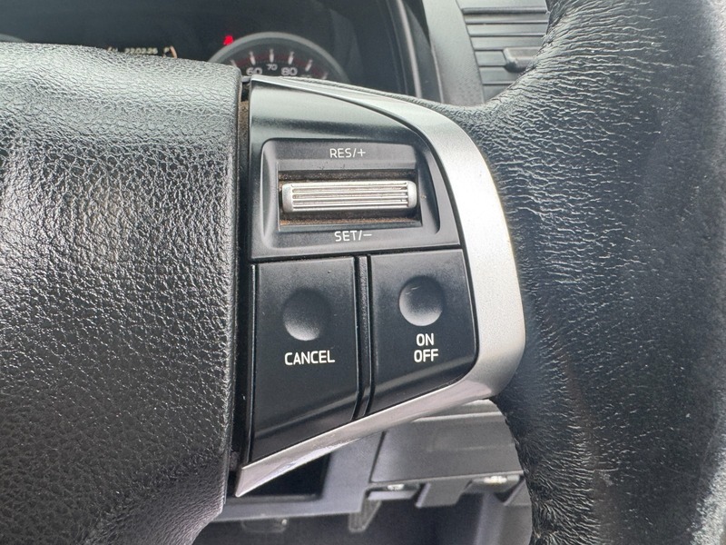 Isuzu Rodeo Blade Dcb No Vat White #40