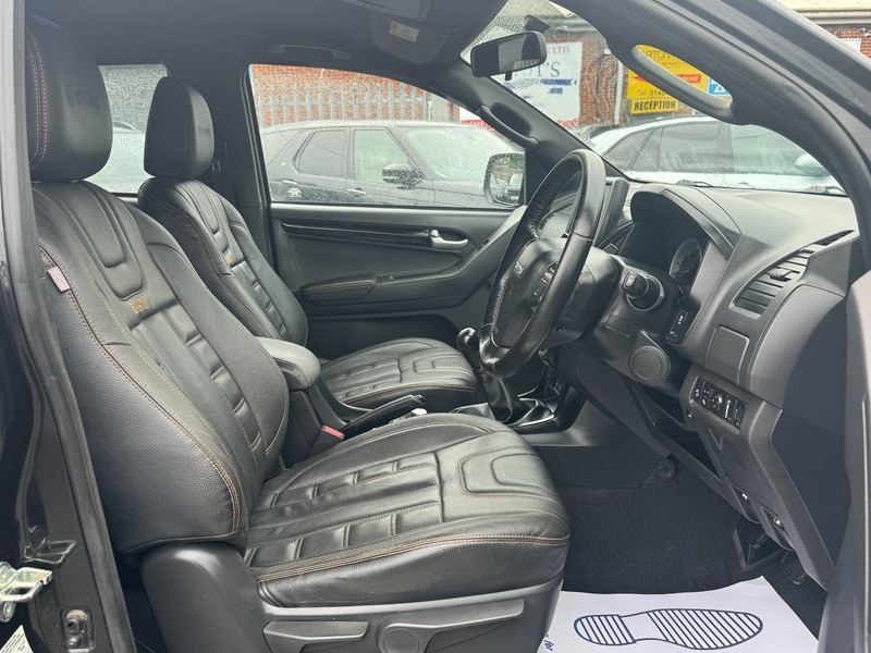 Isuzu Rodeo Blade Dcb No Vat White #27