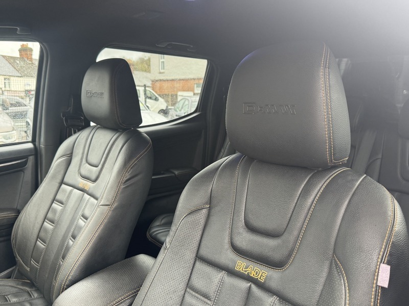 Isuzu Rodeo Blade Dcb No Vat White #46