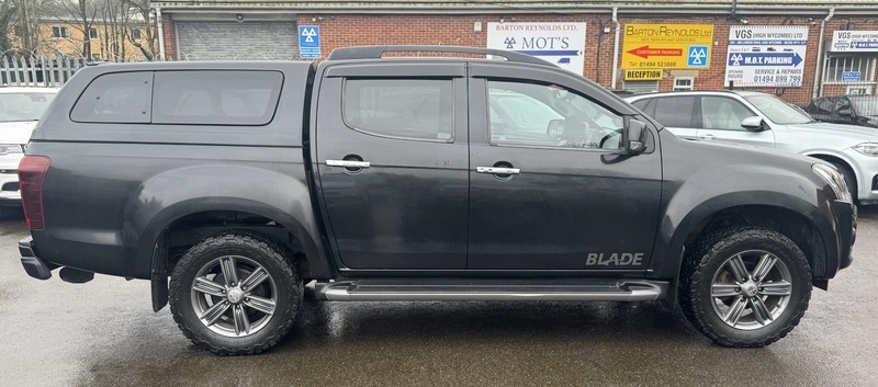 Isuzu Rodeo Blade Dcb No Vat White #6