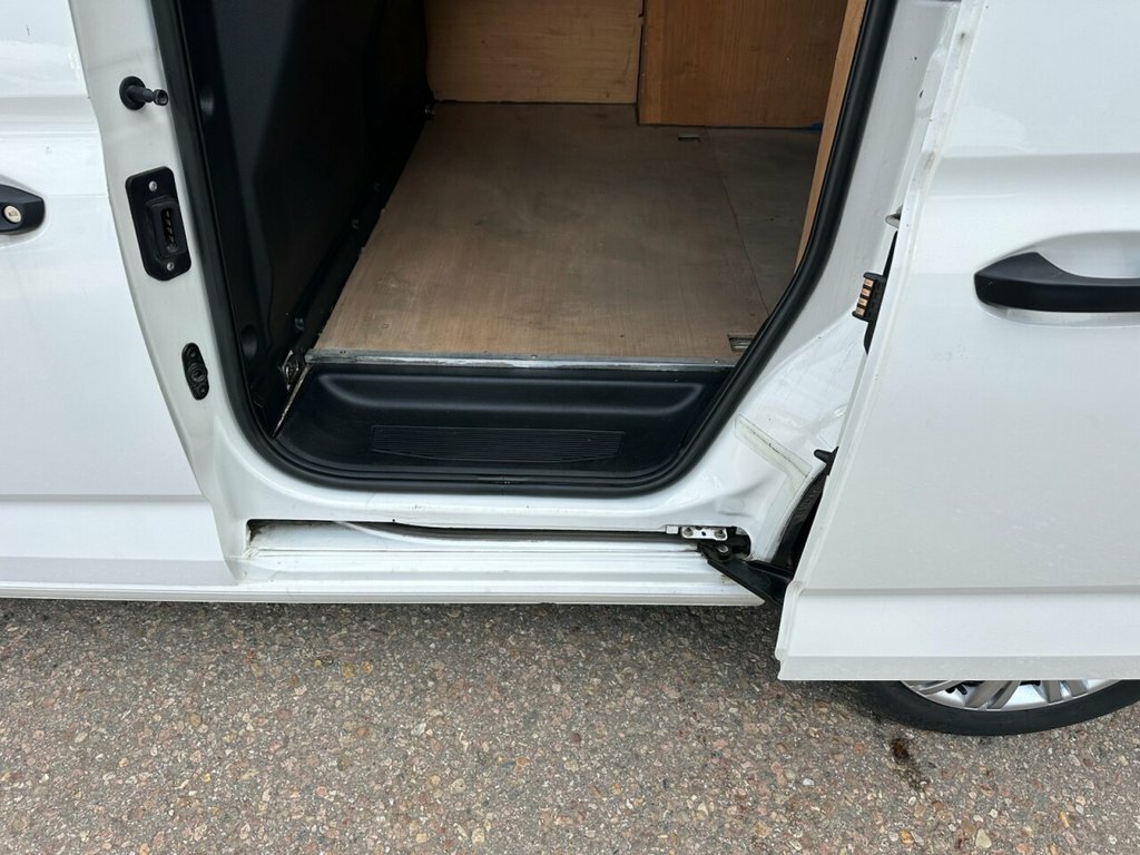 Volkswagen Caddy 2L Commerce FY21YTK White #6