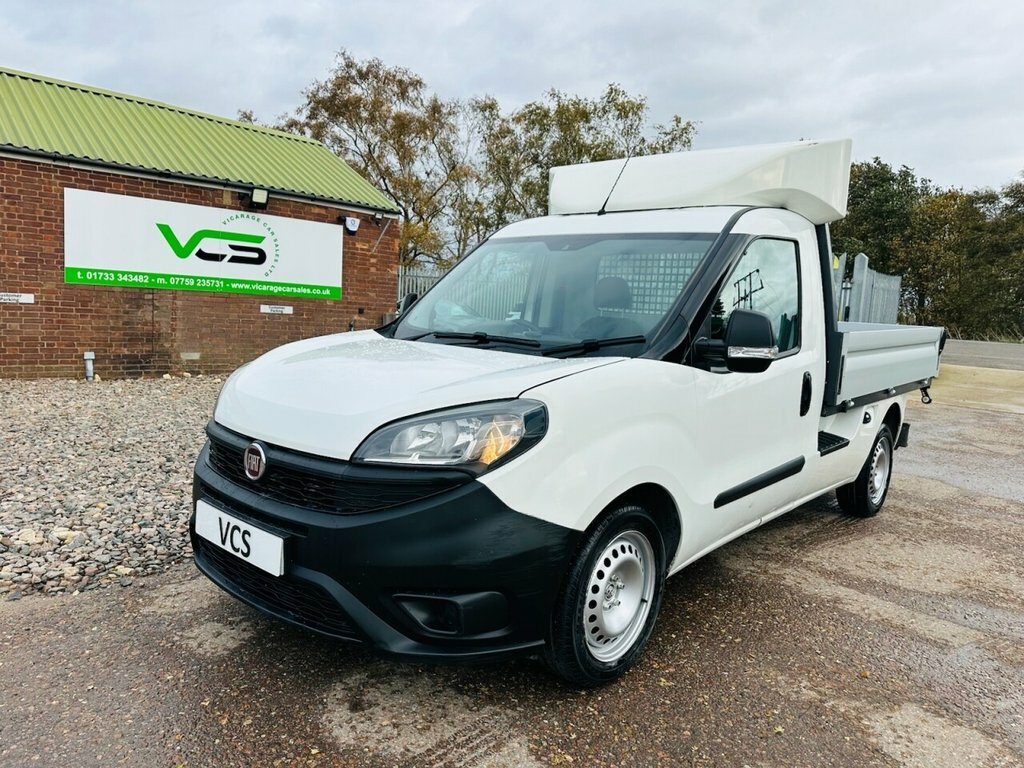 Fiat Doblo 1.6L Null White