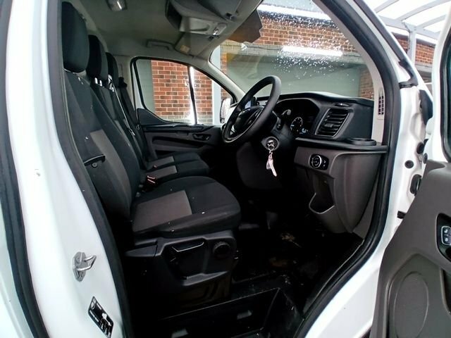 Ford Transit Custom 2L Leader BG21THV White #6