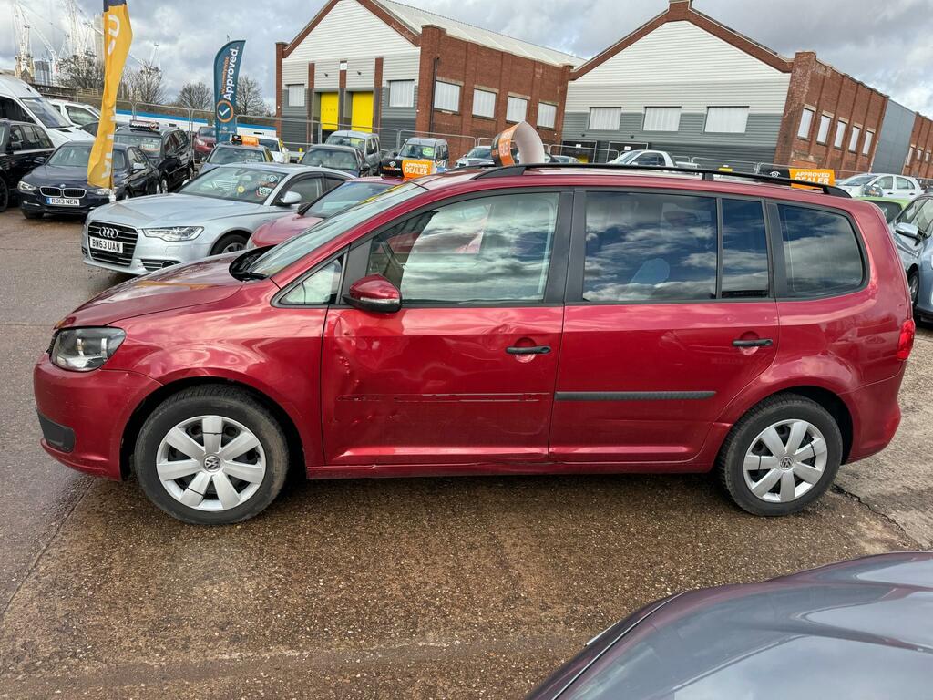 Volkswagen Touran 1.6 Tdi S Mpv LL62LKE Red #5
