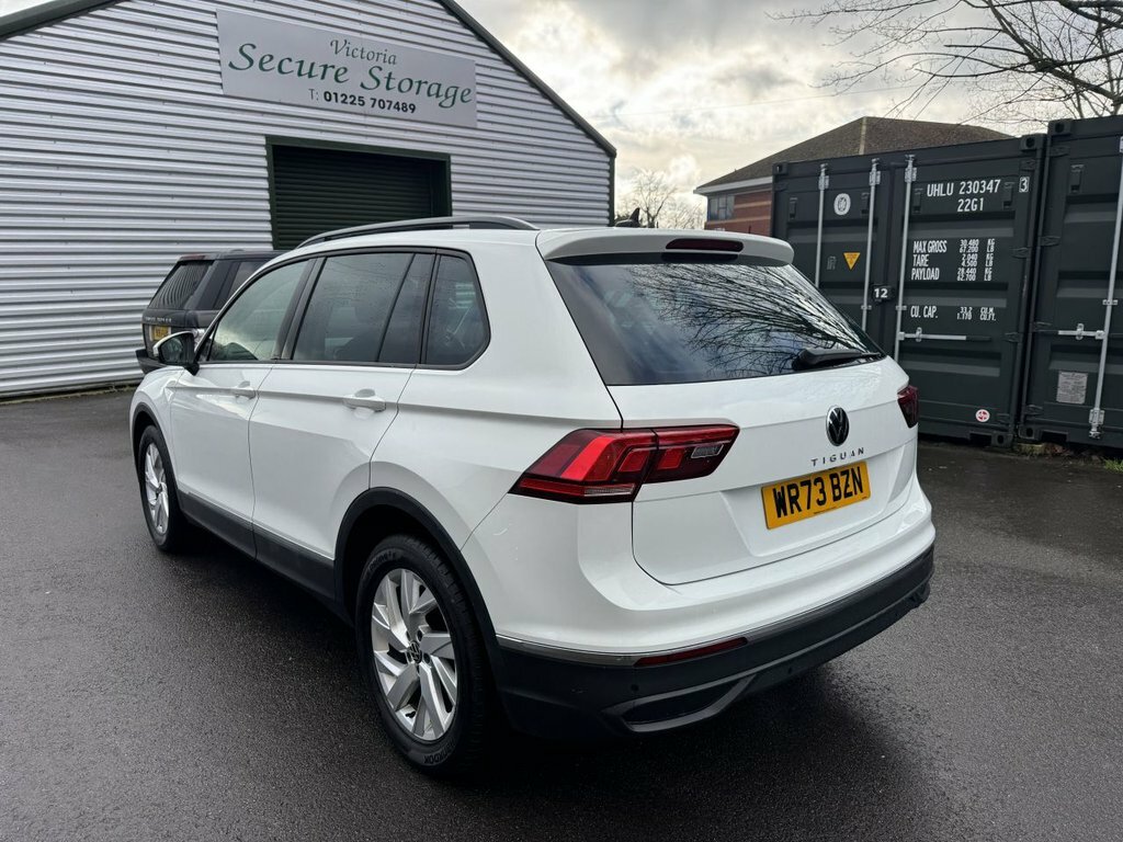 Volkswagen Tiguan 1.5L Life WR73BZN White #5