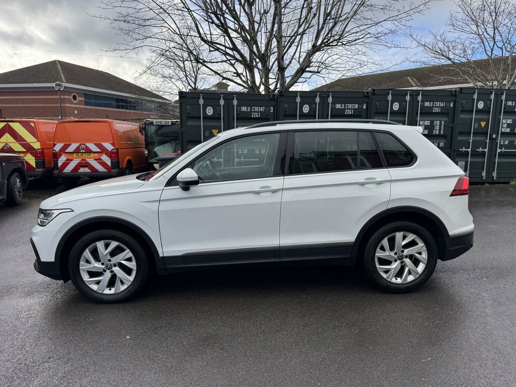 Volkswagen Tiguan 1.5L Life WR73BZN White #4