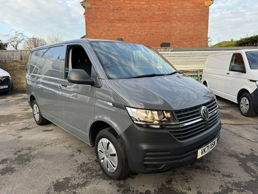 Volkswagen Transporter 2L Startline Grey