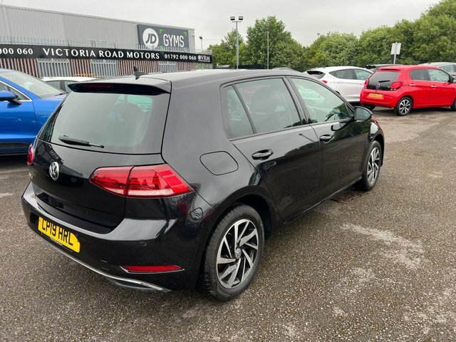 Volkswagen Golf Tsi Match Hatchback CP19HRL Black #5