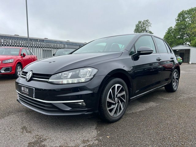 Volkswagen Golf Tsi Match Hatchback CP19HRL Black #4