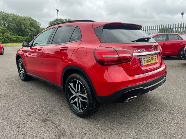 Mercedes-Benz GLA Class Gla180 Urban Edition Suv PO19NVP Red #6