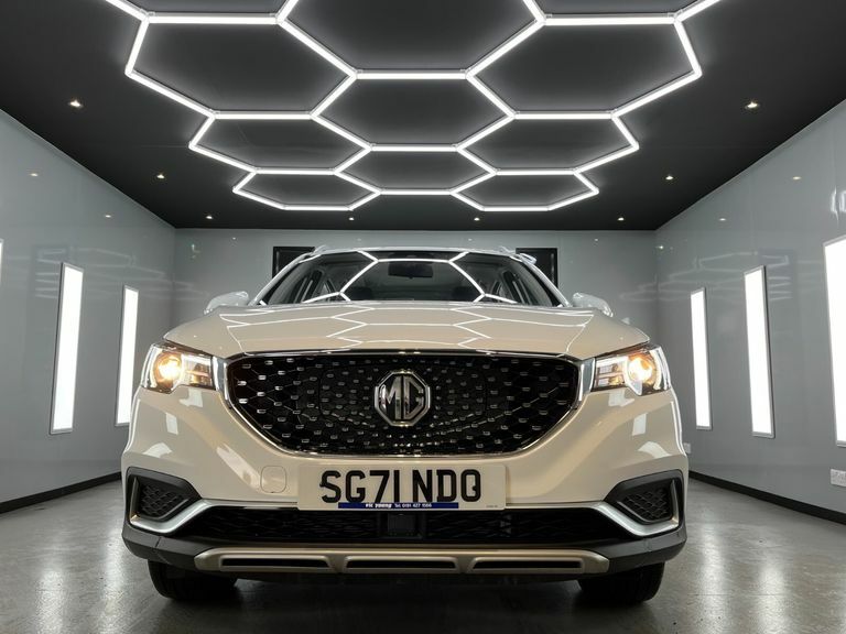 MG ZS Exclusive White #5