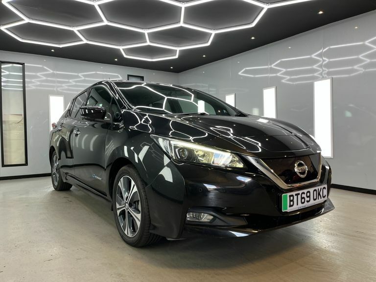 Nissan Leaf N-connecta BT69OKC Black #2