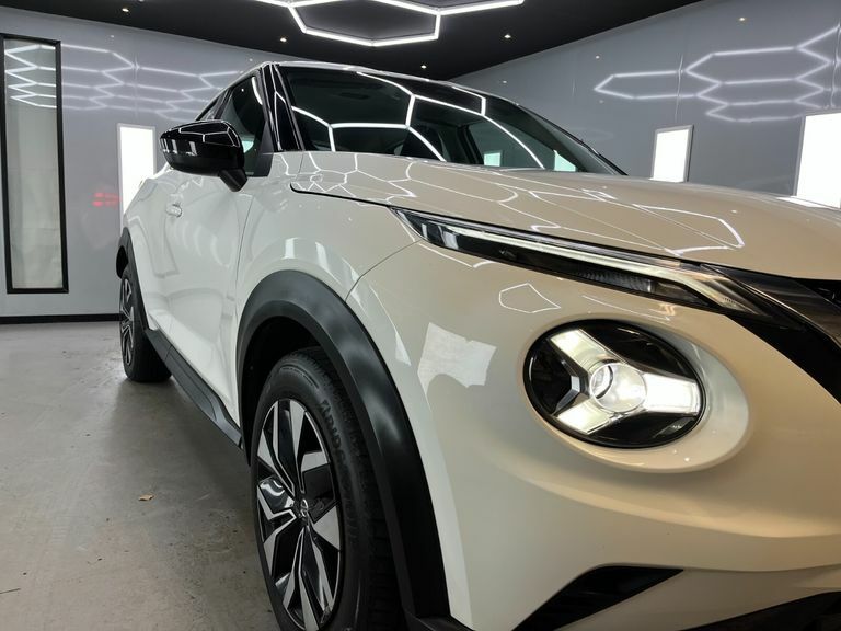 Nissan Juke Dig-t Acenta YB71JYZ White #3