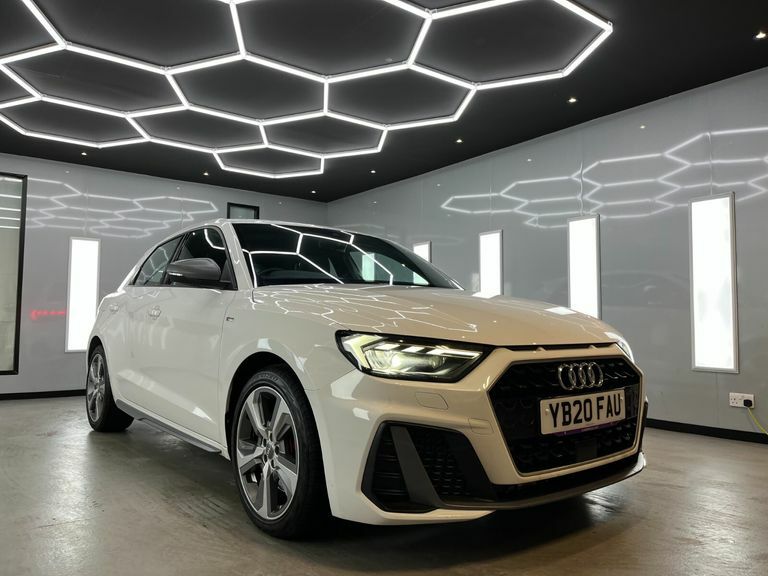 Audi A1 Sportback Tfsi S Line Competition White #2