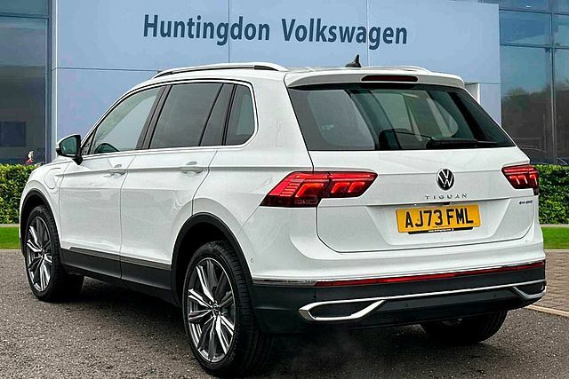 Volkswagen Tiguan Volkswagen Tiguan Estate 1.4 Tsi Ehybrid Elegance White #3