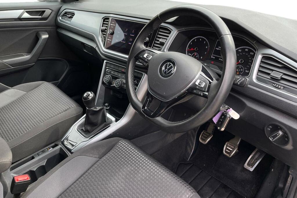 Volkswagen T-Roc Volkswagen T-roc Active 1.5 Tsi 150Ps Evo 6-Speed AJ21MFV White #6