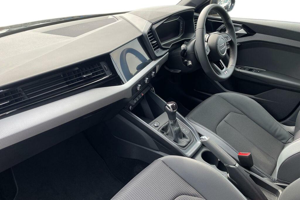 Audi A1 Audi A1 Sportback 30 Tfsi S Line S Tronic KP75OOF Black #2