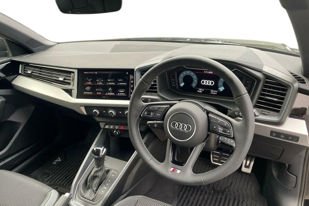Audi A1 Audi A1 Sportback 35 Tfsi S Line S Tronic AK75EOF Black #6