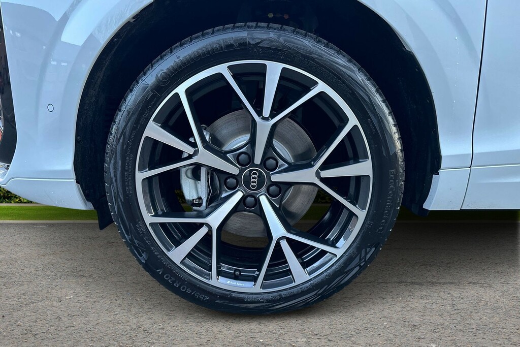 Audi Q3 Audi Q3 Sportback Special Editions 1.5 E-hybrid La AK75TKZ White #5