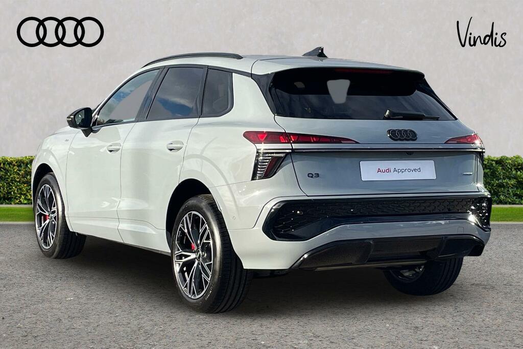 Audi Q3 Audi Q3 Suv Launch Edition Tfsi Quattro 265 Ps S T KM75HBE Grey #3