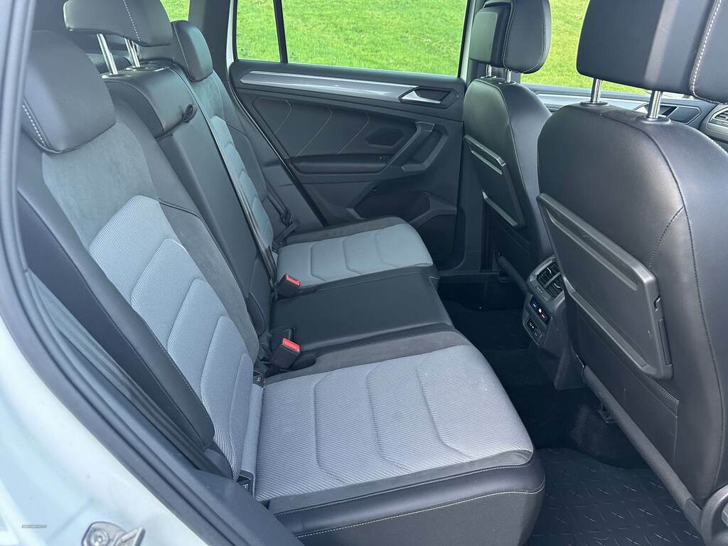Volkswagen Tiguan 1.5 Tsi Evo 150 R-line Dsg White #5
